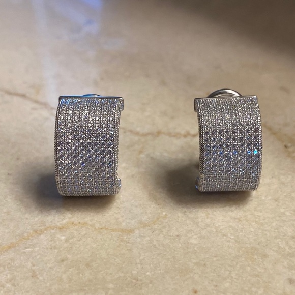 LaFonn Sterling Silver Diamond Drop Earrings - Picture 3 of 5